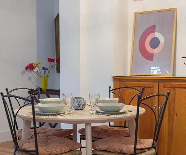 Muralla Ziri Ii Апартаменты